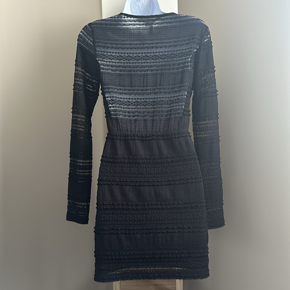 BCBGENERATION LACE DRESS - Picture 2 of 10